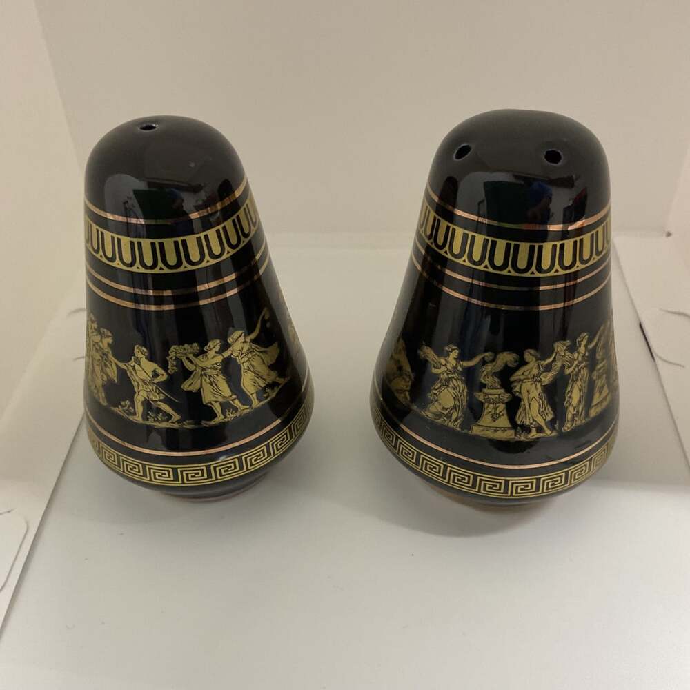 Vintage Ceramic Salt & Pepper Shakers